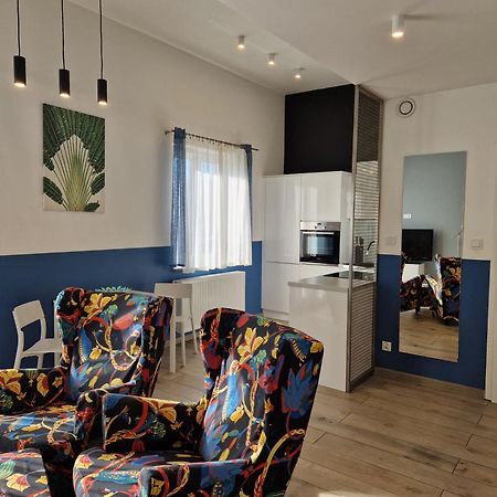 Apartament Dwupoziomowy カトヴィツェ エクステリア 写真